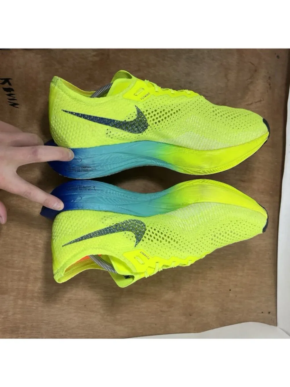 Nike ZoomX Vaporfly 3 DV4129-700 Yellow Men Size 12 Sneakers Running Shoes